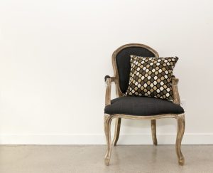 décoration avec des coussins de chaise